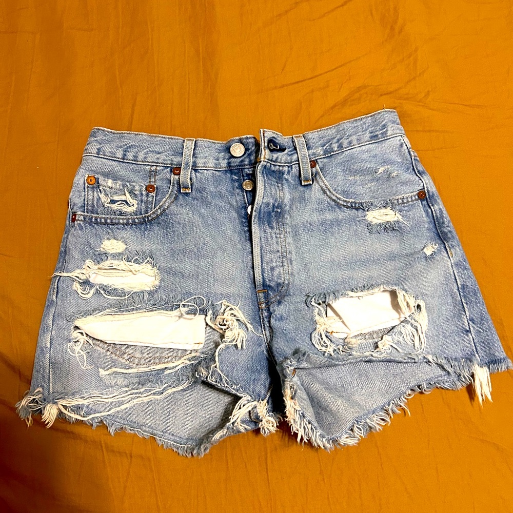 Ripped High Rise shorts